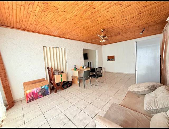 3 BEDROOM HOUSE FOR SALE IN VANDERBIJLPARK CW 3